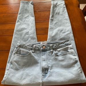 Forever 21 light denim straight jeans - 29